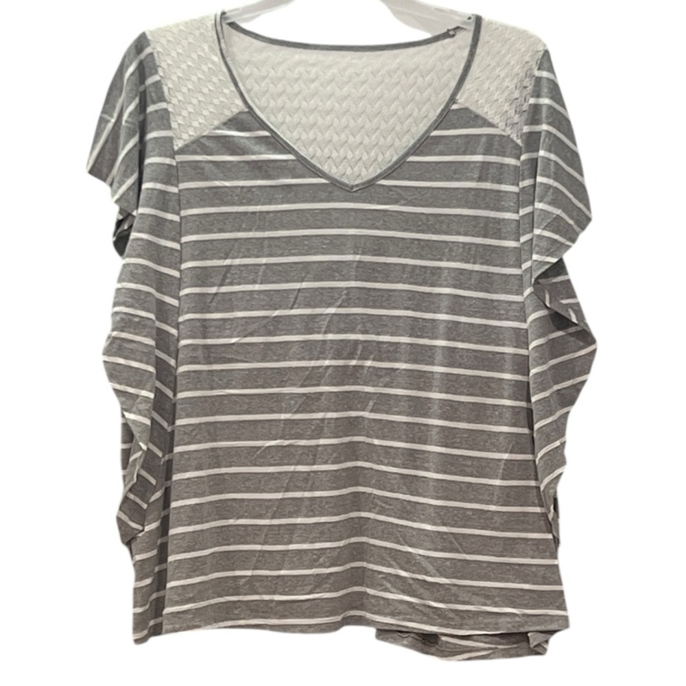 Lane Bryant top 26/28 stripes lace top in EUC BOX27